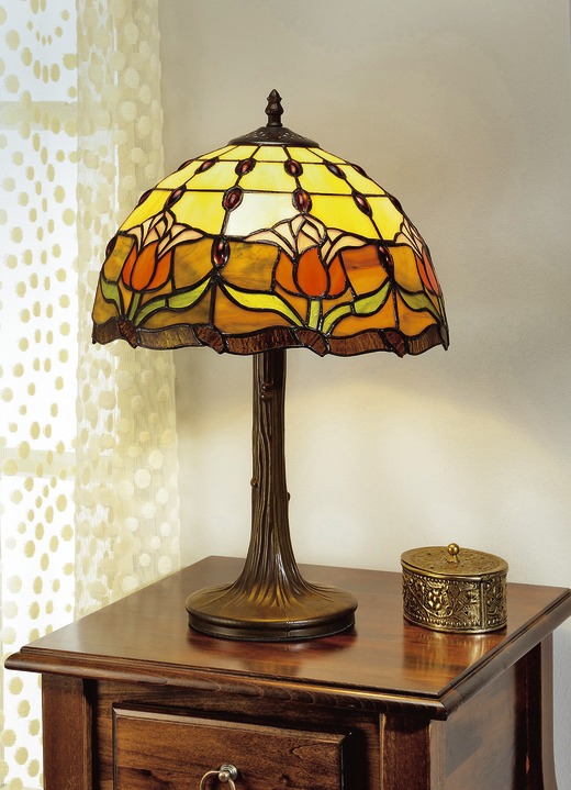Klassische Möbel - Tiffany-Lampe, 1-flammig, in verschiedenen Ausführungen, in Farbe BUNT, in Ausführung Tischleuchte