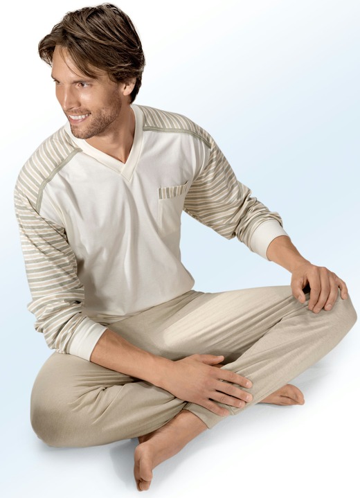 Pyjamas - Götting Pyjama mit V-Ausschnitt und Bündchenabschlüssen, Naturfaser, in Größe 046 bis 060, in Farbe ECRU-CAMEL MELIERT