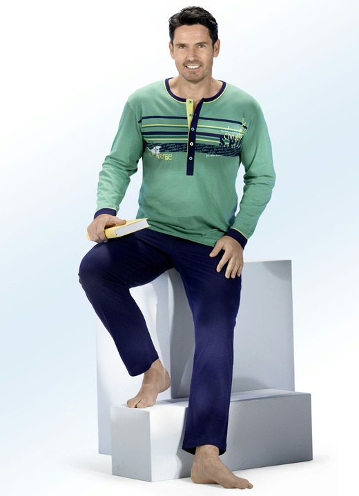 Pyjamas - Pyjama mit langer Knopfleiste, Streifendessin und platziertem Druckmotiv, in Größe 046 bis 106, in Farbe GRÜN-MARINE