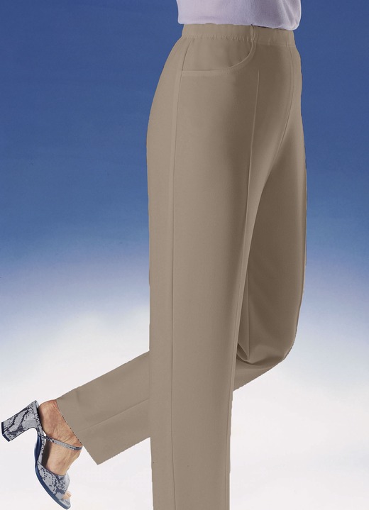 Hosen in Schlupfform - Hose mit praktischen Seitentaschen in 9 Farben, in Größe 019 bis 054, in Farbe SAND Ansicht 1