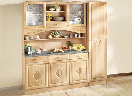 Buffetschrank mit profilierter Front