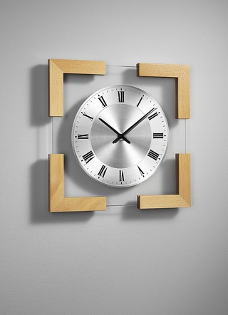 Wanduhr aus Glas