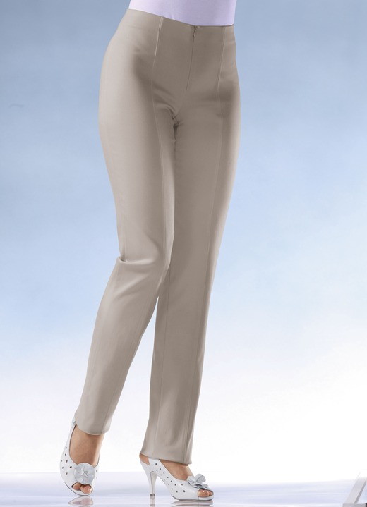 Hosen mit Knopf- und Reissverschluss - Soft-Stretch-Hose in 11 Farben Hosen mit Knopf- und Reissverschluss - Soft-Stretch-Hose in 11 Farben, in Größe 018 bis 235, in Farbe TAUPE