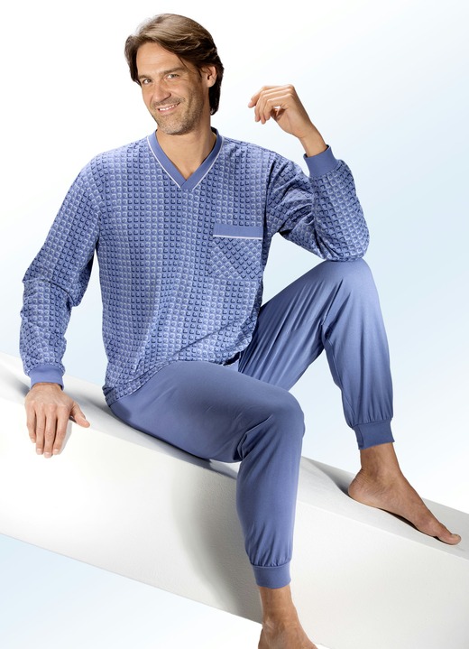Pyjamas - Pyjama mit V-Ausschnitt, Brusttasche und Bündchen, in Größe 048 bis 068, in Farbe JEANSBLAU-BUNT