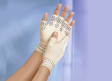 Therapie-Handschuh mit Wärmespeicher