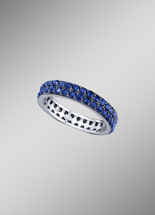 Bezaubernder Memoire-Ring mit echten Safiren