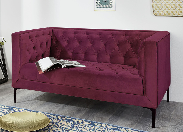 - Polstermöbel auf schwarzen Metallfüssen, in Farbe BORDEAUX, in Ausführung Sofa