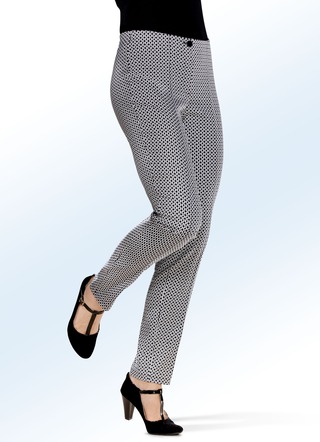 Figurfreundliche Hose mit angschnittenem Bund