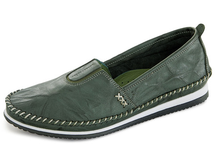 Mokassin-Slipper mit dezenter Knitterstruktur
