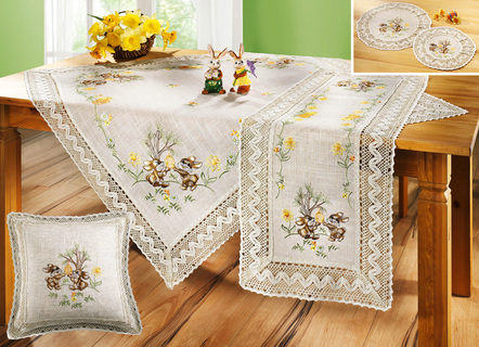 Accessoires mit Spitze aus dem Hause Schäfer