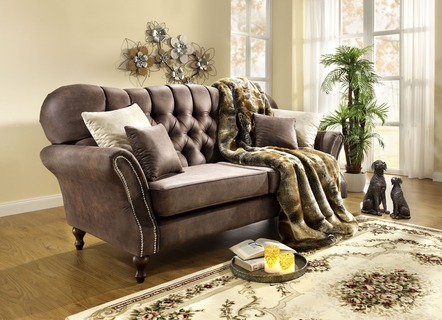 Elegante Polstermöbel in Chesterfield-Optik