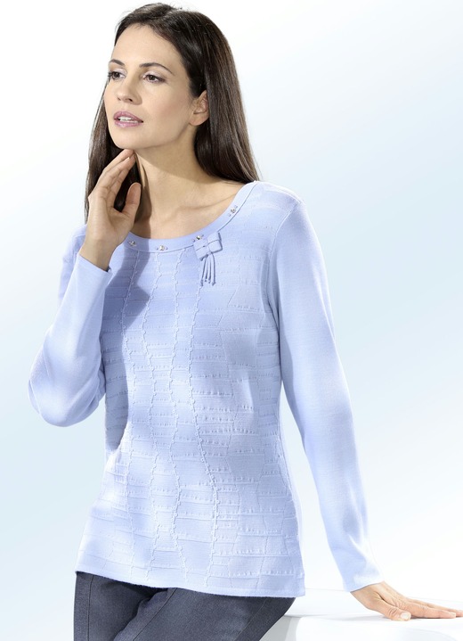 Pullover & Strickmode - Pullover mit aufwendiger Schmuckzier , in Größe 040 bis 052, in Farbe HELLBLAU