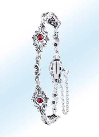 Armband im Antik-Design
