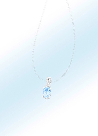 Wunderschöner Anhänger mit Diamanten und Aquamarin