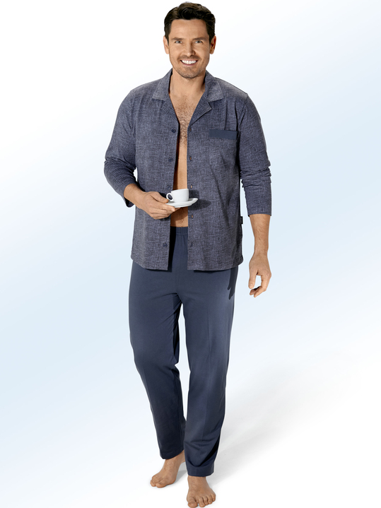 - Pyjama durchgeknöpft, mit Reverskragen und Brusttasche, in Größe 048 bis 064, in Farbe GRAFIT-SCHWARZ