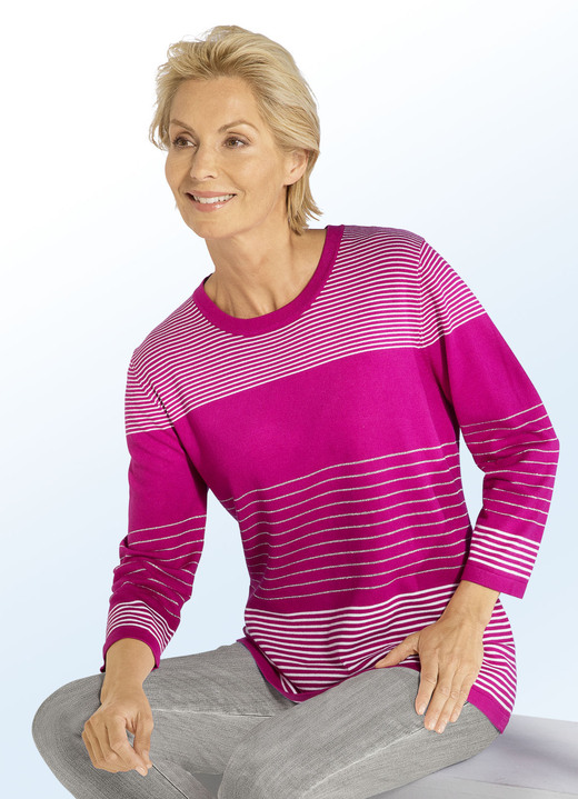 - Pullover in superweicher Qualität, in Größe L(44/46) bis XL(48/50), in Farbe FUCHSIA-WEISS Ansicht 1