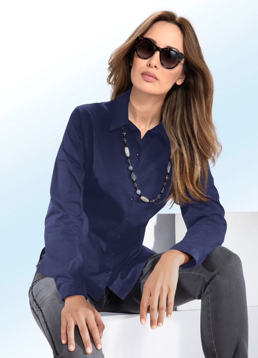 - Bluse mit Hemdkragen, in Größe 036 bis 052, in Farbe MARINE