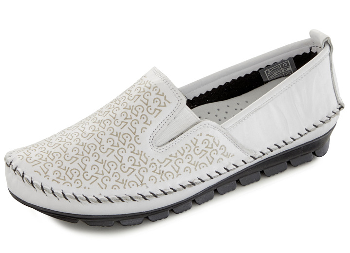 Slipper & Schnürschuhe - Gemini Mokassin-Slipper mit Zierprägung, in Größe 036 bis 042, in Farbe WEISS Ansicht 1