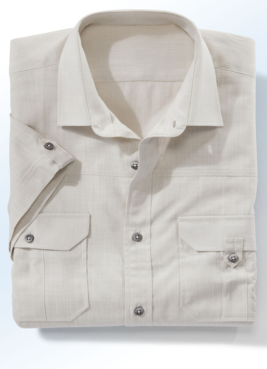 Kurzarm - Hemd mit 2 Brustpattentaschen in 4 Farben, in Größe 3XL(47/48) bis XXL(45/46), in Farbe BEIGE Ansicht 1