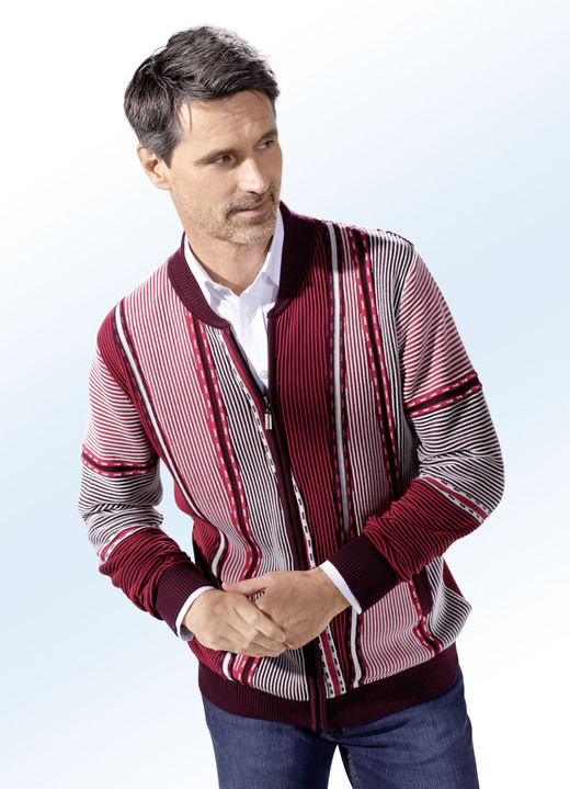 Pullover & Strickmode - Jacke mit durchgehendem Reissverschluss in 3 Farben, in Größe 046 bis 062, in Farbe BORDEAUX