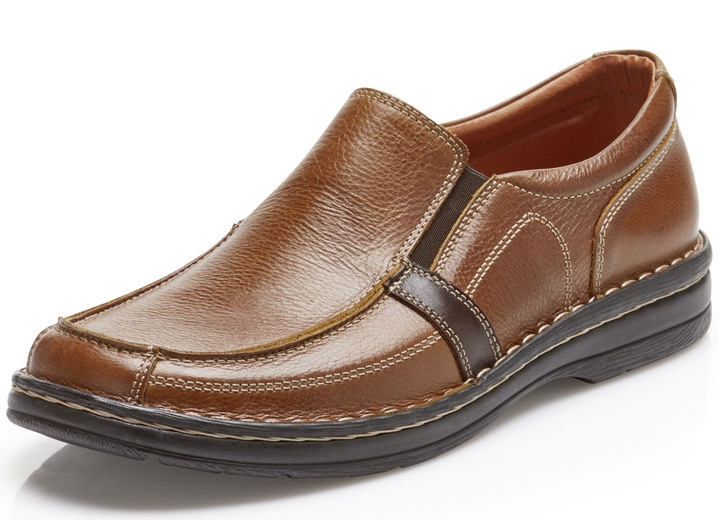 Slipper & Schnürschuhe - GINO GALANTE, klassische Herren-Slipper, mit herausnehmbarem Fussbett, in Größe 039 bis 046, in Farbe COGNAC Ansicht 1