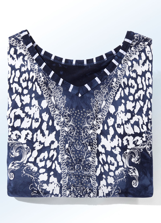 Kurzarm - Longshirt mit V-Ausschnitt in 2 Farben, in Größe 036 bis 052, in Farbe MARINE BATIK Ansicht 1