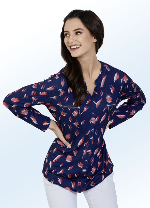 Langarm - Shirt mit angedeuteten Brusttaschen, in Größe 036 bis 052, in Farbe MARINE-HUMMER