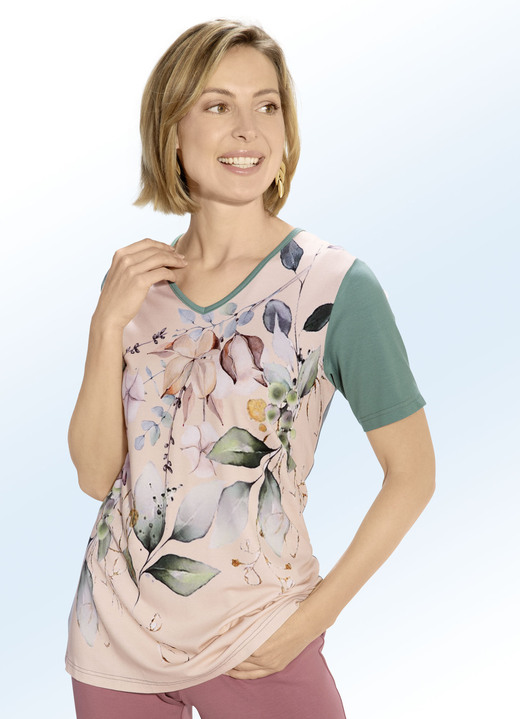 - Shirt mit V-Ausschnitt, in Größe 040 bis 052, in Farbe ZARTAPRICOT