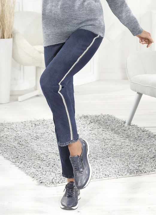 Hosen mit Knopf- und Reissverschluss - Edel-Jeans mit Strasssteinchen, in Größe 017 bis 052, in Farbe DUNKELBLAU Ansicht 1