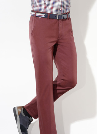 «Brühl»-Hose mit Gürtel in 3 Farben