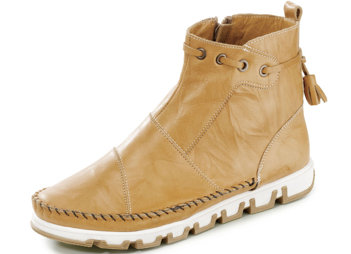 Damenmode - Gemini Mokassin-Stiefelette aus Rind-Nappaleder mit Knitter-Struktur, in Größe 036 bis 042, in Farbe GELB Ansicht 1