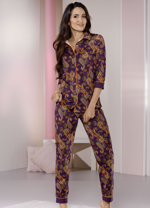Pyjamas & Shortys - Laurina Pyjama mit durchgehender Knopfleiste, in Größe 036 bis 054, in Farbe PFLAUME-BUNT