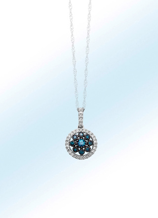 Schöner Anhänger mit blauen Brillanten und weissen Diamanten