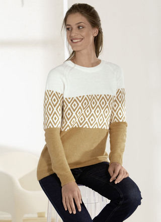Pullover mit grafischen Elementen