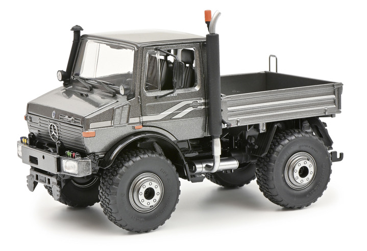 - Sammlermode MB Unimog U1600 aus Zinkdruckgus, in Farbe GRAU