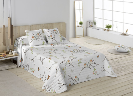 Traumhafte Tagesdecke mit Oberstoff aus 100% Baumwolle