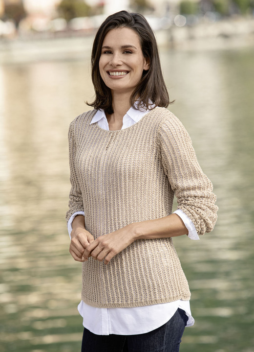 Langarm - Pullover aus edel glänzendem Bändchengarn, in Größe L(44/46) bis XS(32/34), in Farbe SANDBEIGE Ansicht 1