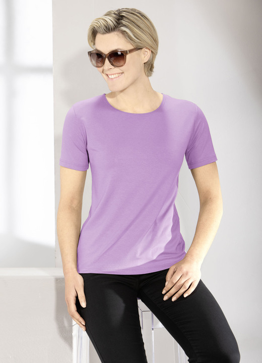 Kurzarm - Kombistarkes Shirt in 9 Farben Kurzarm - Kombistarkes Shirt in 9 Farben, in Größe L (44/46) bis XXL (52/54), in Farbe FLIEDER