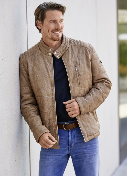 Ledermode - Lederkurzjacke von «Cabrini» in 2 Farben, in Größe 046 bis 060, in Farbe ANTIK CAMEL Ansicht 1
