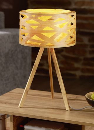 Tischlampe mit natürlichem Flair