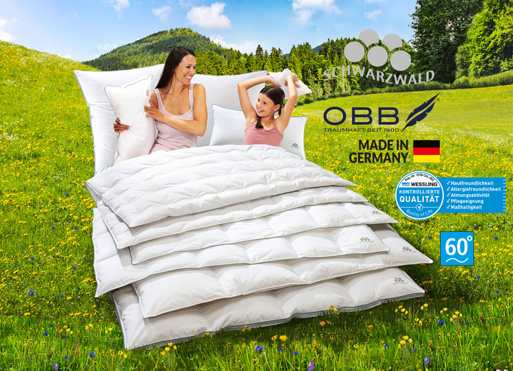 Bettwaren - Bettwarenprogramm Schwarzwald aus dem Hause OBB, in Größe 103 (135/200 cm) bis 403 (4-teiliges Sparset mit gratis Kräuterkissen), in Farbe WEISS, in Ausführung Faser - Leicht Ansicht 1