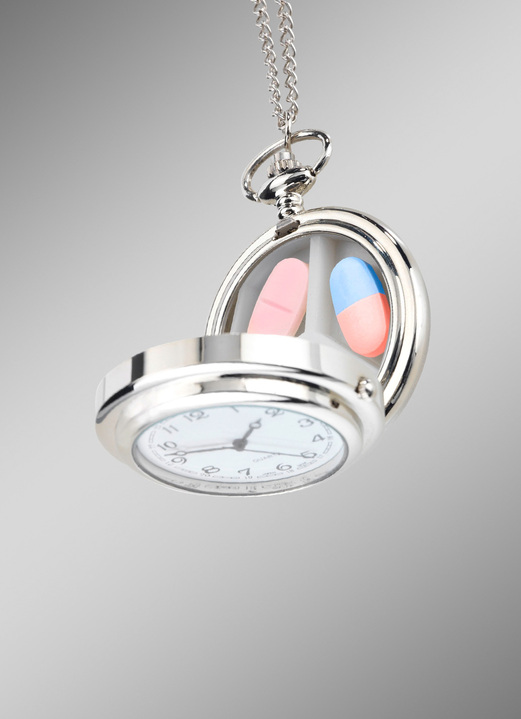 - Echte Taschenuhr mit praktischer Pillendose, in Farbe SILBER Ansicht 1