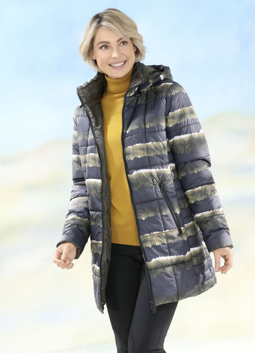 Winterjacken - Longjacke mit Fantasiedessin, in Größe 036 bis 054, in Farbe GRAU-KHAKI-MESSING-NATURWEISS Ansicht 1