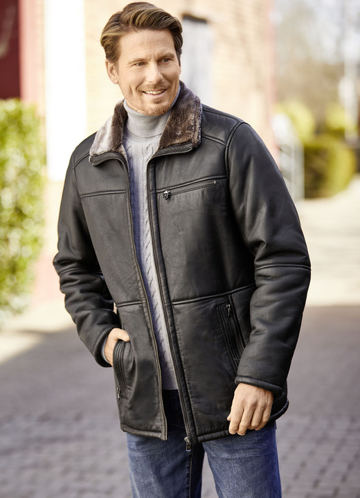 - Lederjacke mit Steh-Umlegekragen, in Größe 046 bis 064, in Farbe SCHWARZ Ansicht 1