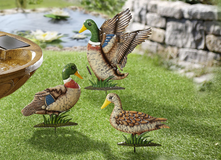 Farbenfrohe Entenfamilie aus Eisen, 3erSet Gartendekoration BADER