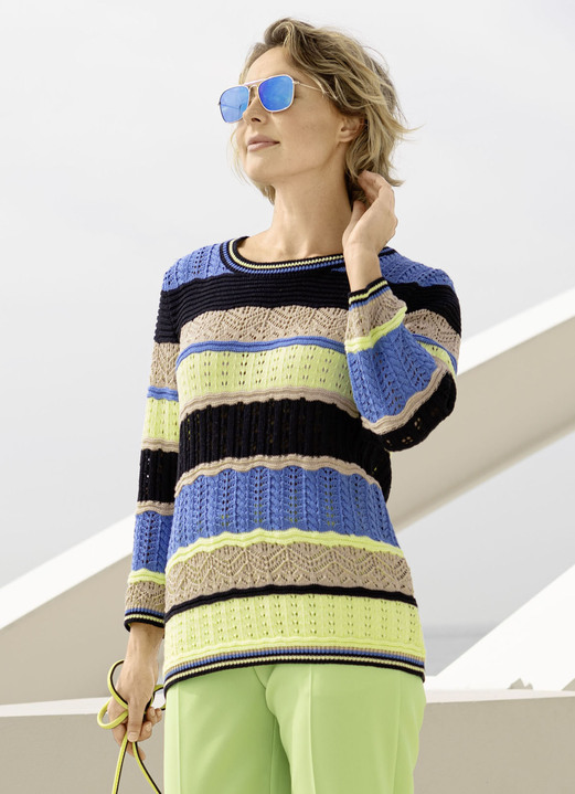 Pullover - Pullover mit nachhaltig recycelter Baumwolle, in Größe 036 bis 052, in Farbe MARINE-BLAU-MULTICOLOR Ansicht 1
