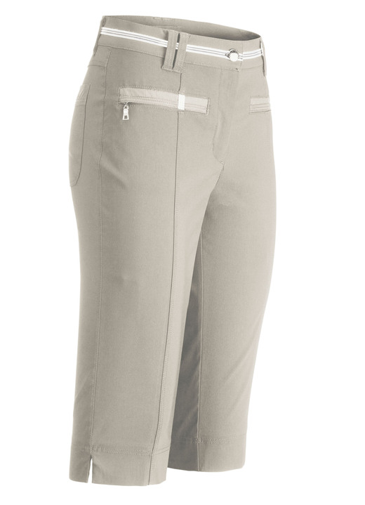 Hosen mit Knopf- und Reissverschluss - Aufwendig gearbeitete Bermudas, in Größe 034 bis 052, in Farbe SAND Ansicht 1
