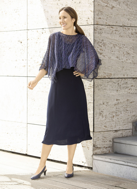 Abendmode - Kleid, 2tlg. mit abnehmbarem Ponchoüberwurf Abendmode - Kleid, 2tlg. mit abnehmbarem Ponchoüberwurf, in Größe 036 bis 054, in Farbe NACHTBLAU