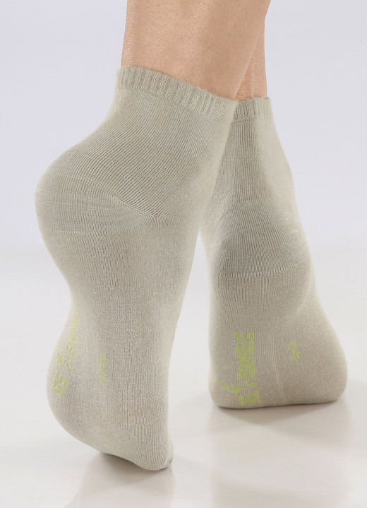 - Sechserpack Socken mit Softrand, in Größe 1 (Schuhgr. 35-38) bis 3 (Schuhgr. 43-46), in Farbe 3X BEIGE, 3X WEISS Ansicht 1
