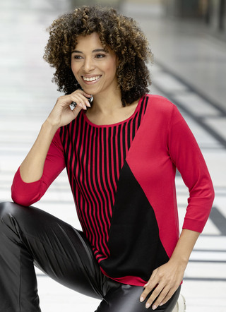 Pullover in weich fliessendem Feinstrick